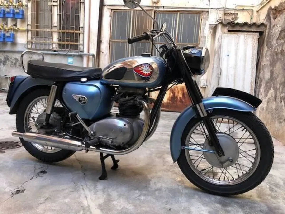 Bsa A 65 STAR (10)