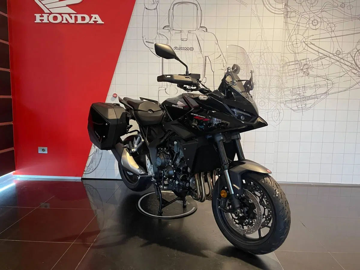 Honda CB 1000 GT (2026) (2)