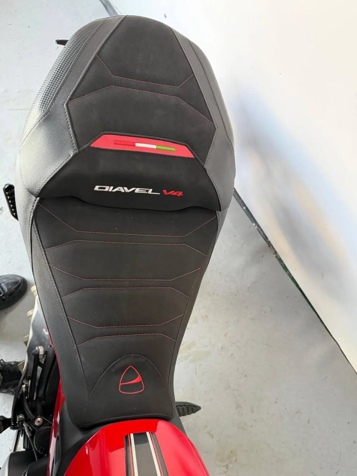 Ducati Diavel V4 (2023 - 26) (4)