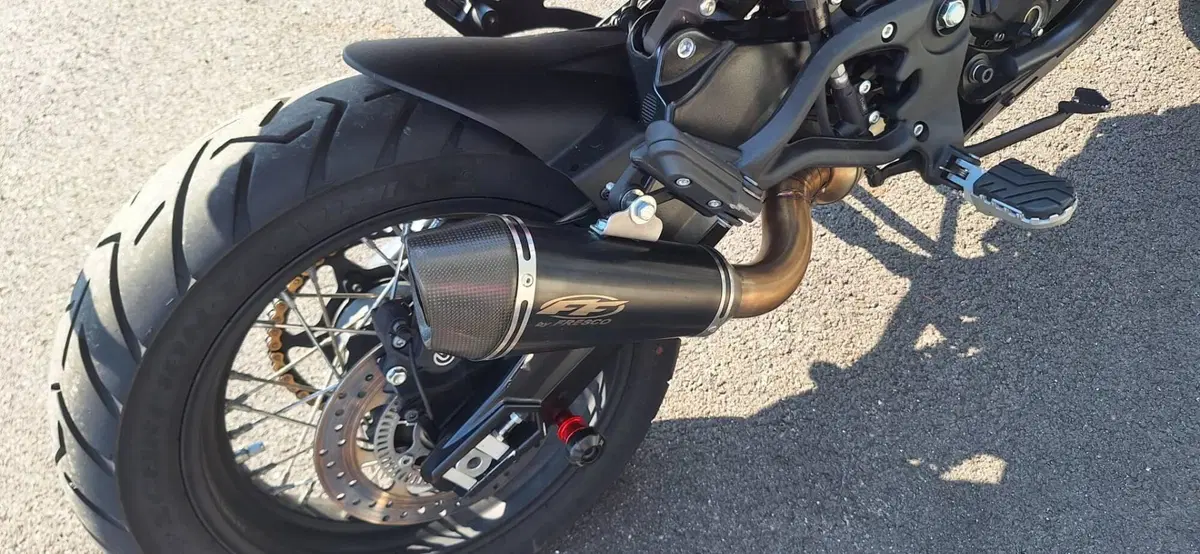 Moto Morini X-Cape 650 (2021 - 26) (2)