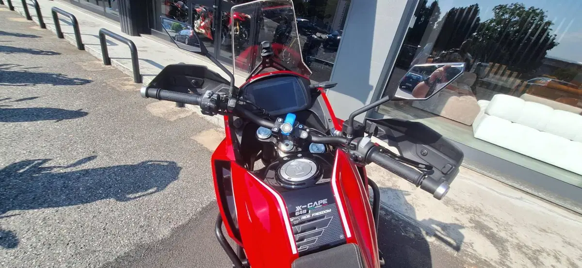 Moto Morini X-Cape 650 (2021 - 26) (7)