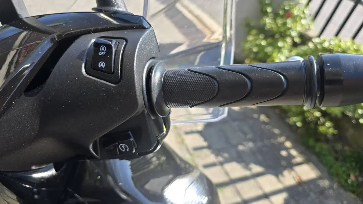 Honda SH 150i Sport (2024 - 25) (9)