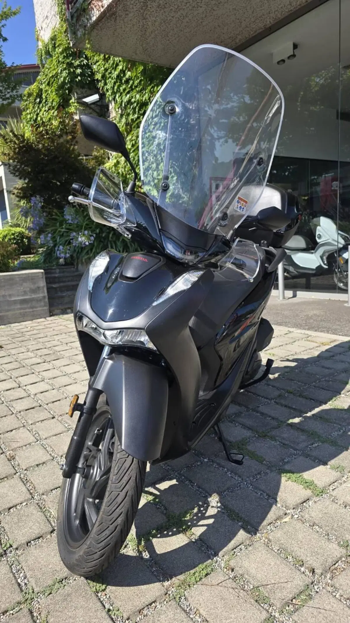 Honda SH 150i Sport (2024 - 25) (2)