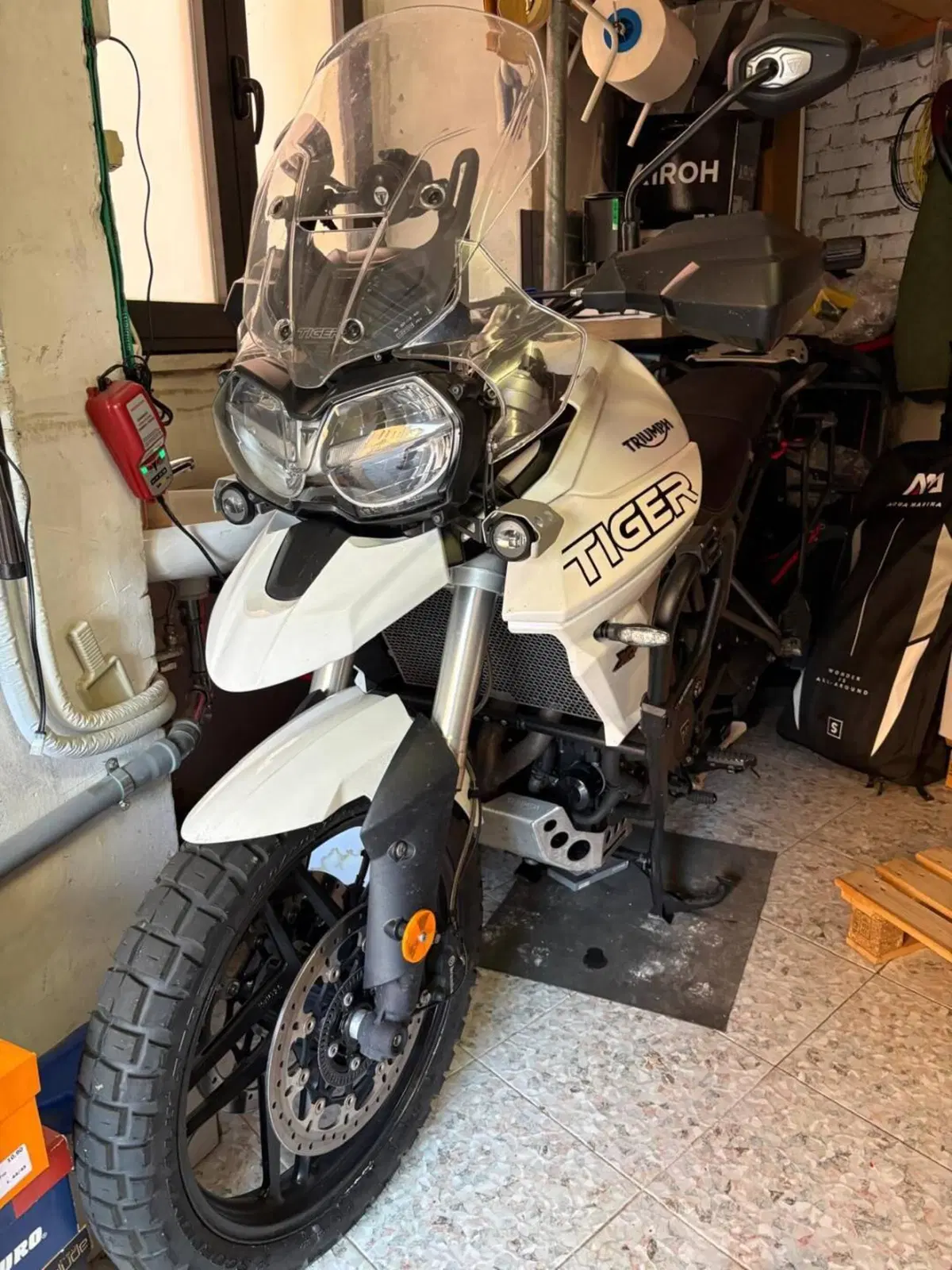 Triumph Tiger 800 XRt (2018 - 20) (3)