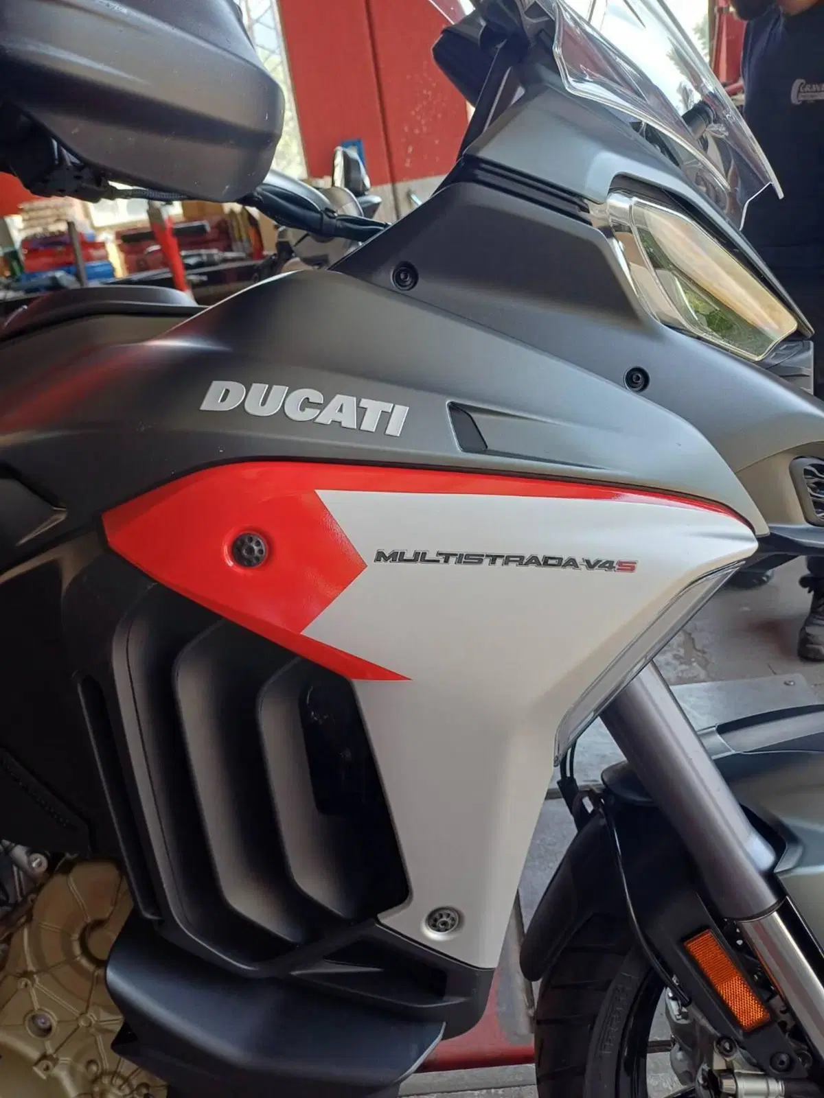 Ducati Multistrada V4 S (2021 - 24) (4)