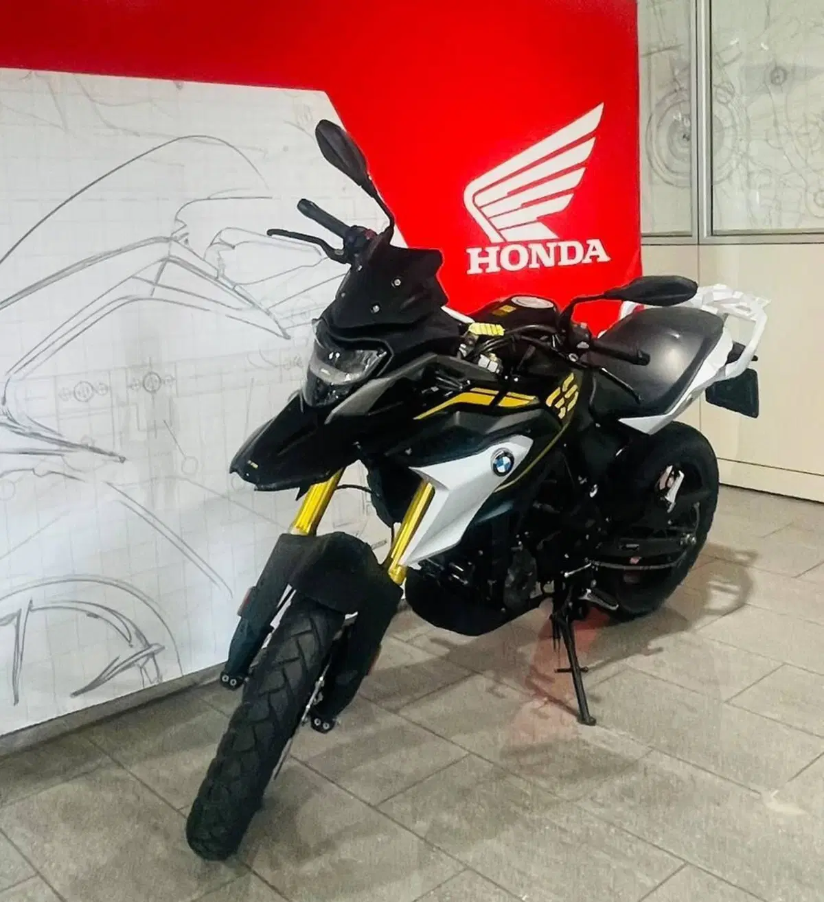 Bmw G 310 GS (2021 - 25) (4)