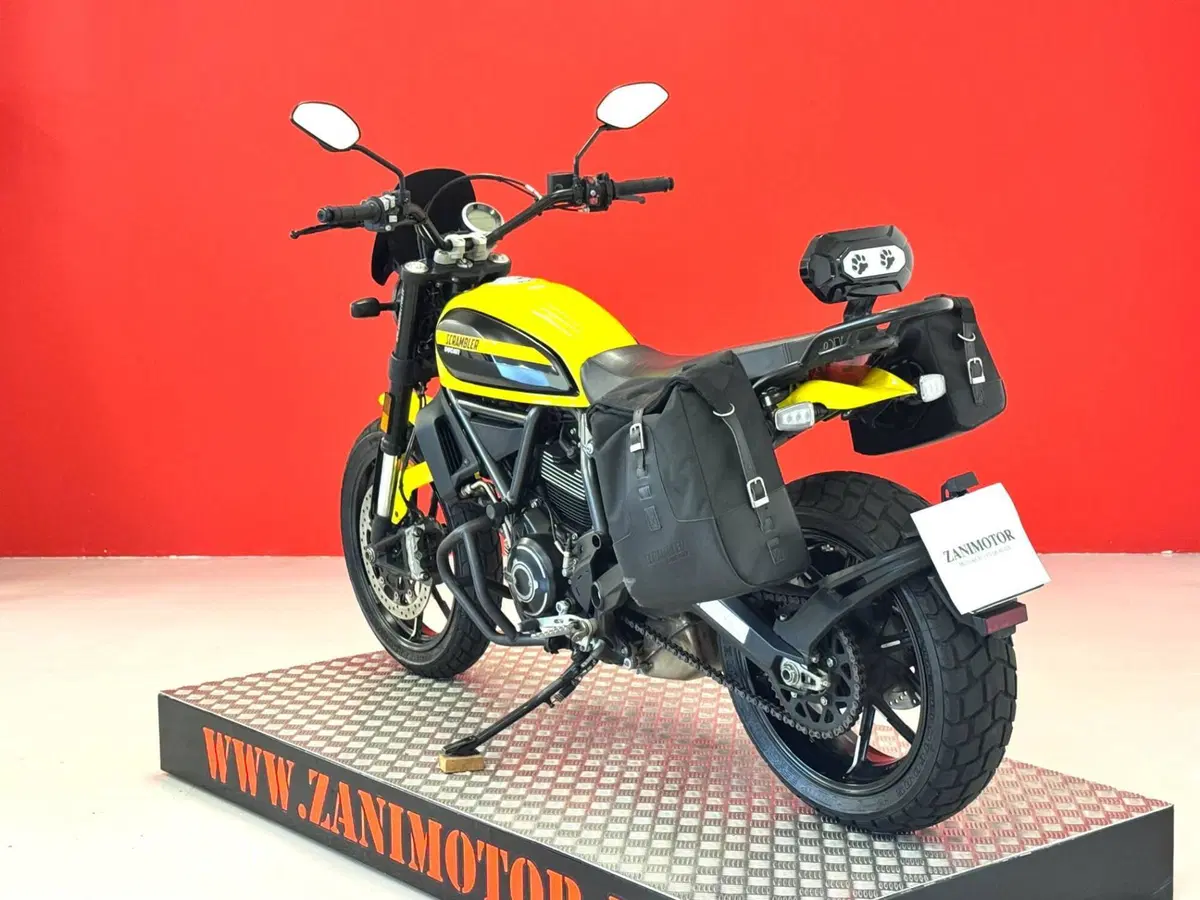 Ducati Scrambler 800 Icon (2017 - 20) (6)