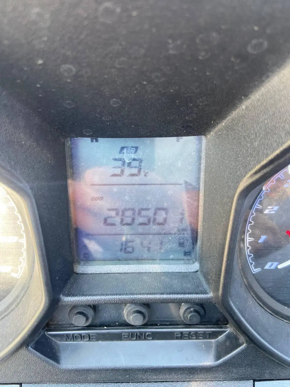 Kymco Downtown 300i ABS (2009 - 17) (6)