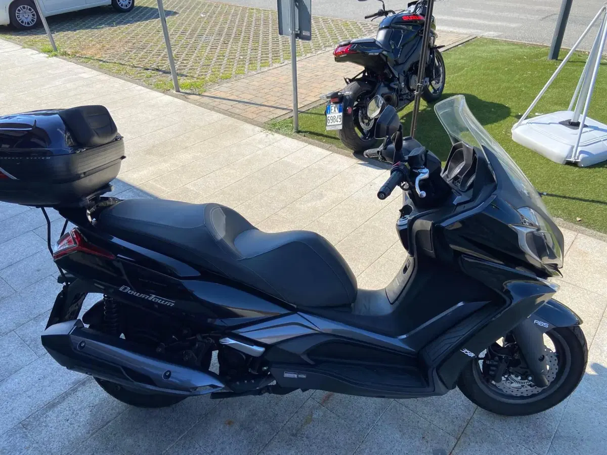 Kymco Downtown 300i ABS (2009 - 17) (7)