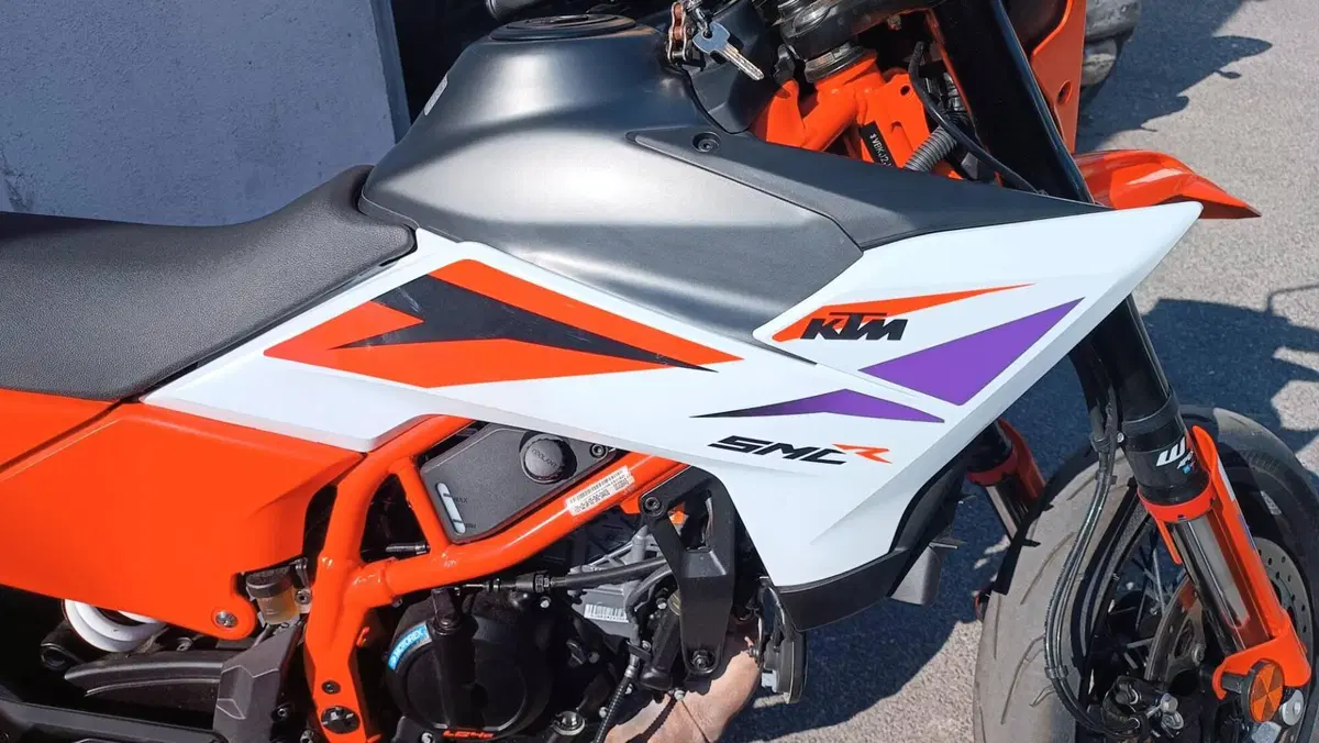 KTM 390 SMC R (2025 - 26) (5)