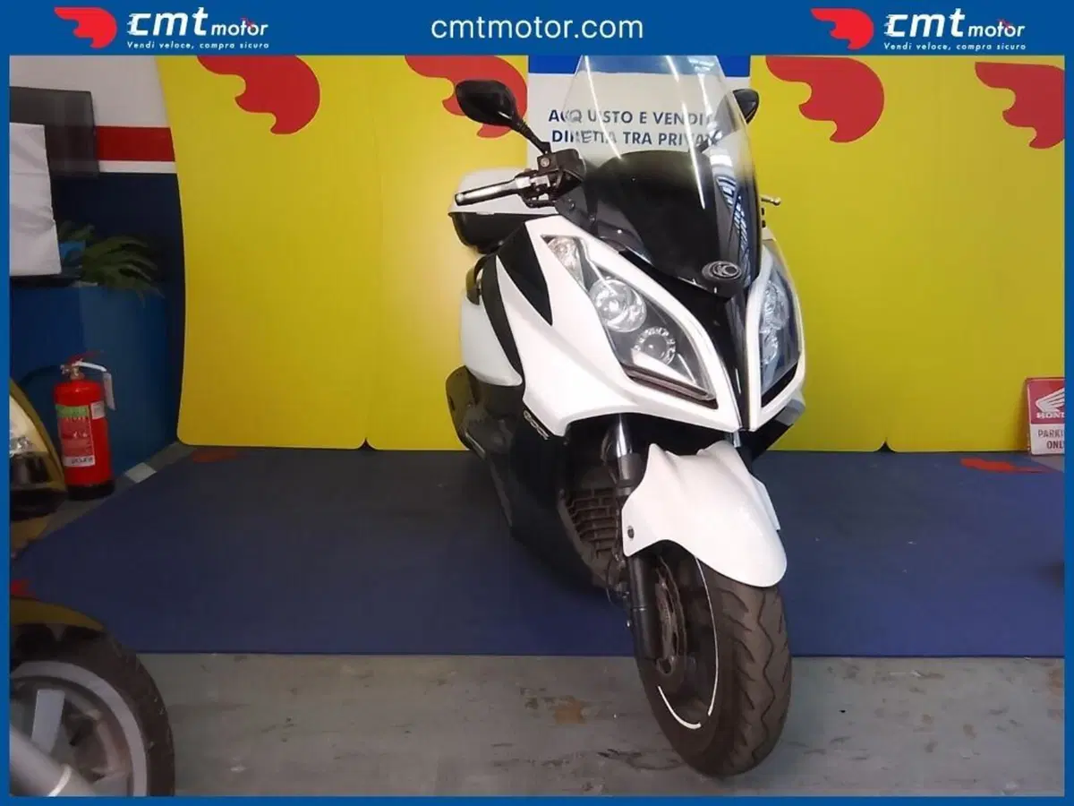 Kymco Downtown 300i ABS (2009 - 17) (2)
