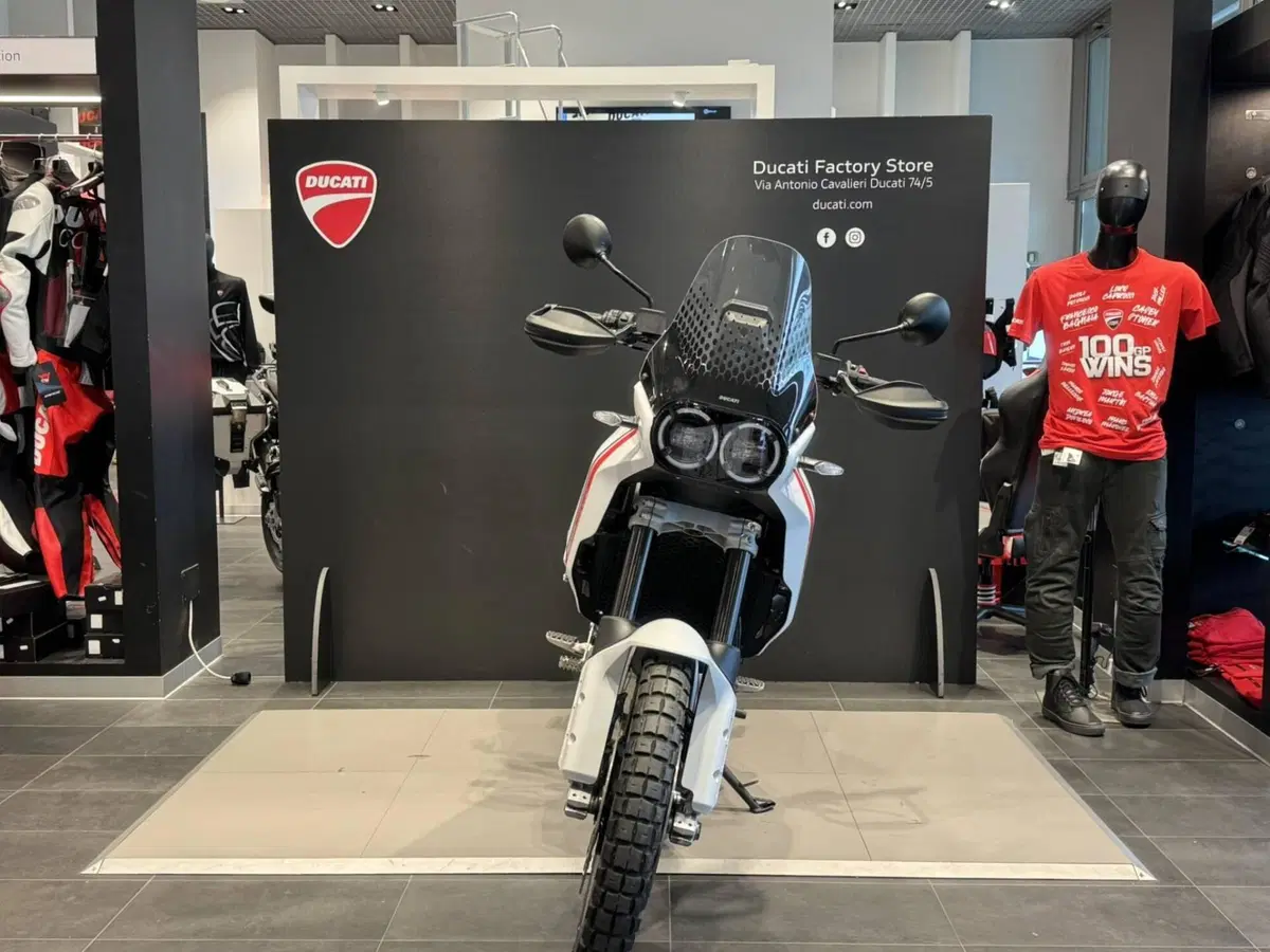 Ducati DesertX (2022 - 25) (3)