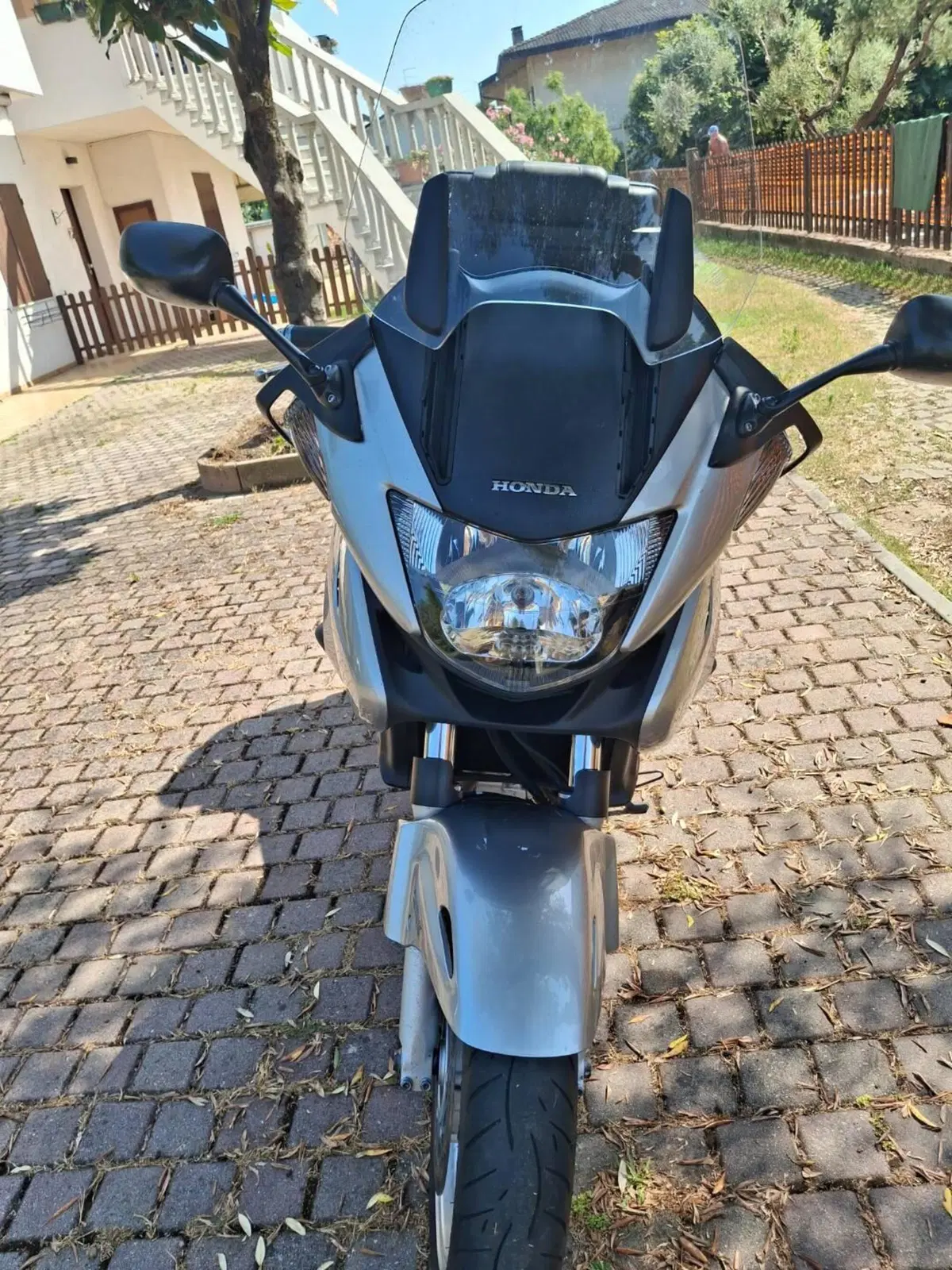 Honda Deauville 700 ABS (5)