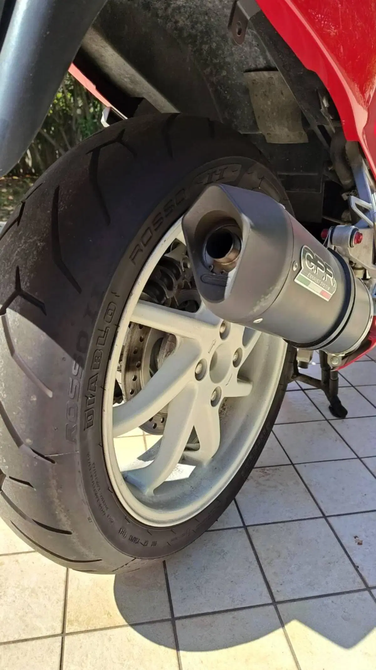 Honda VFR 750F  (8)