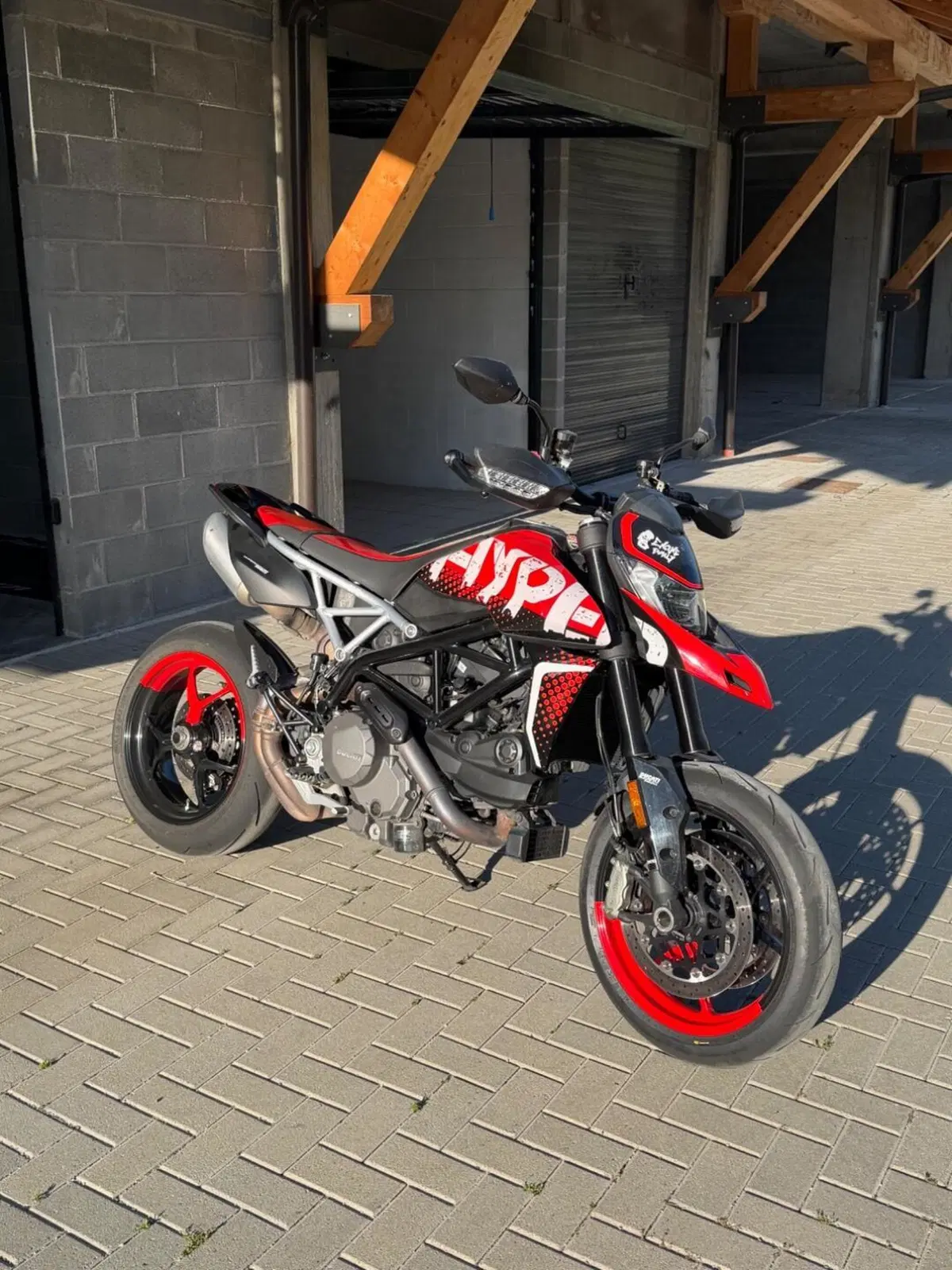 Ducati Hypermotard 950 RVE (2022 - 25)