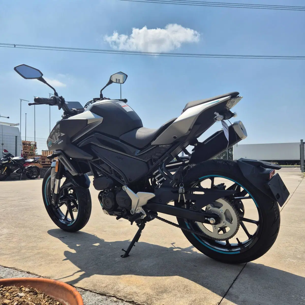CFMOTO 125NK (2025 - 26) (3)