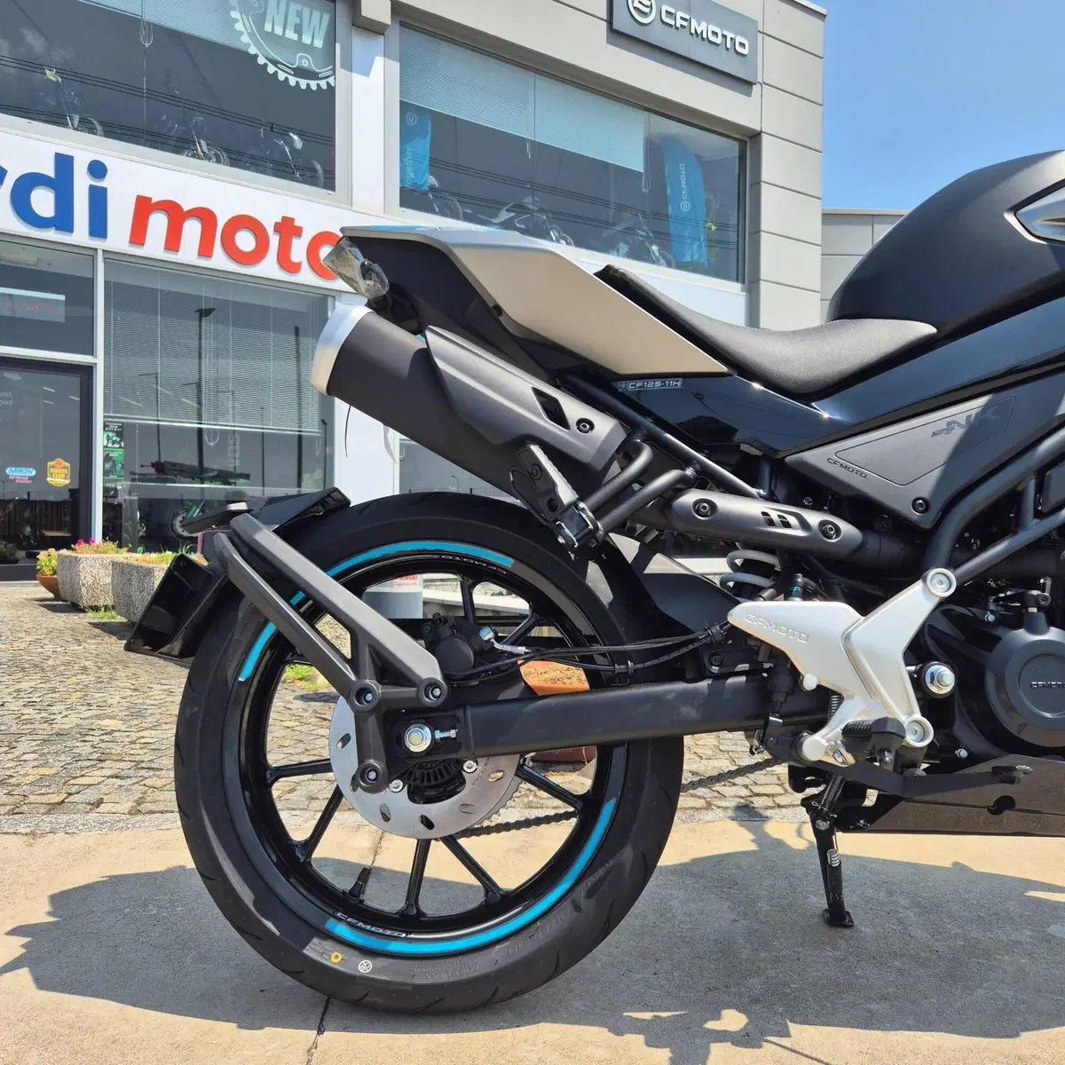 CFMOTO 125NK (2025 - 26) (5)