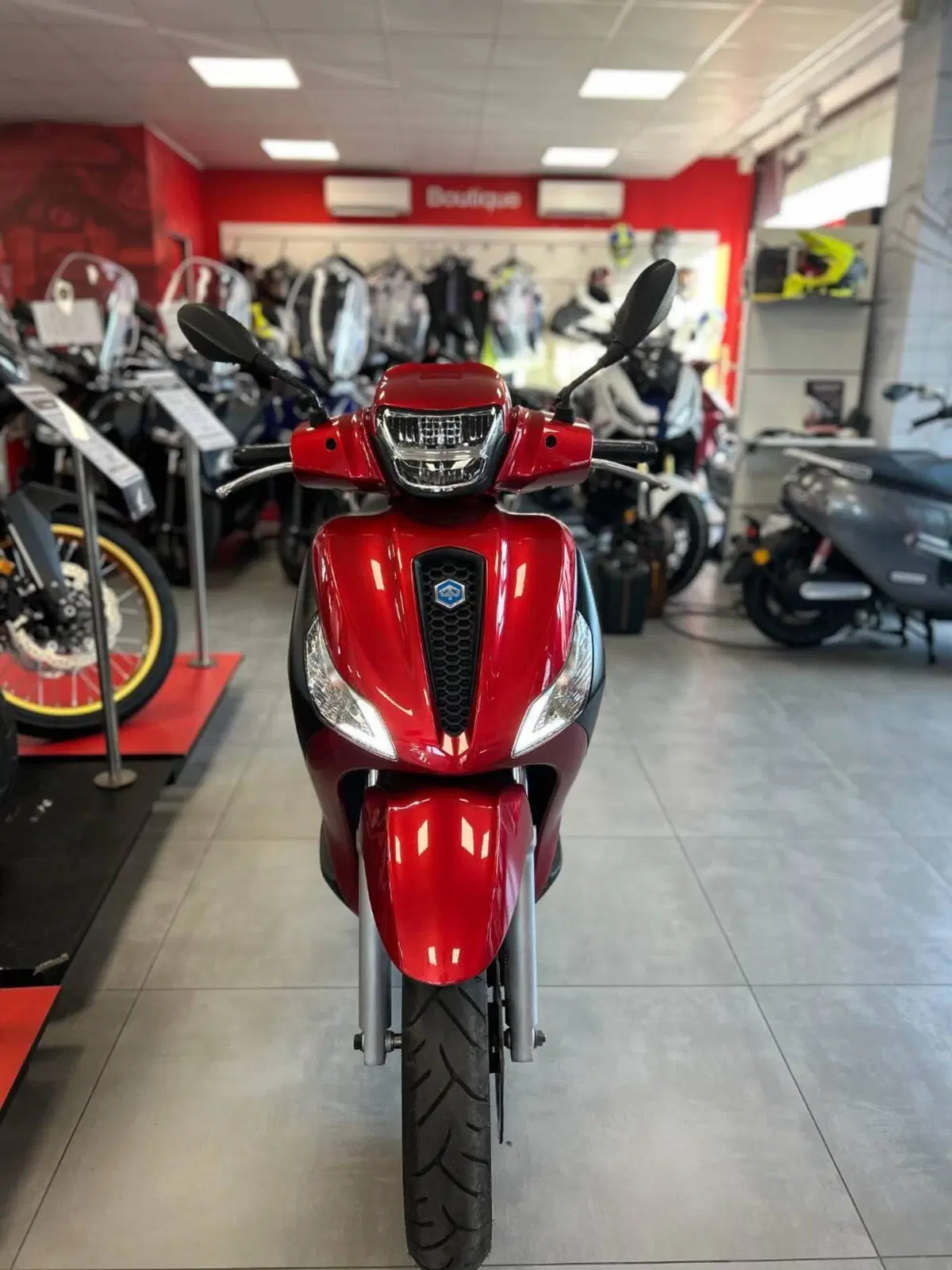 Piaggio Medley 125 S ABS (2021 - 24) (4)