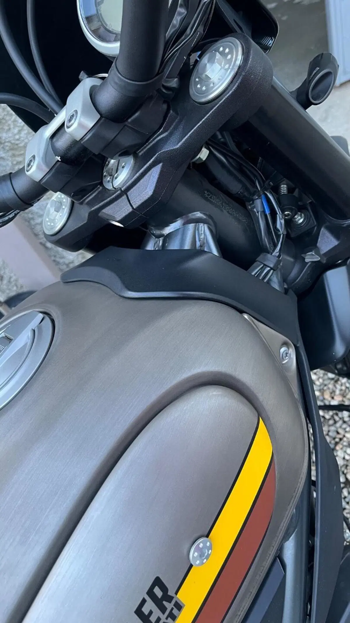 Ducati Scrambler 800 Urban Enduro (2015 - 16) (3)