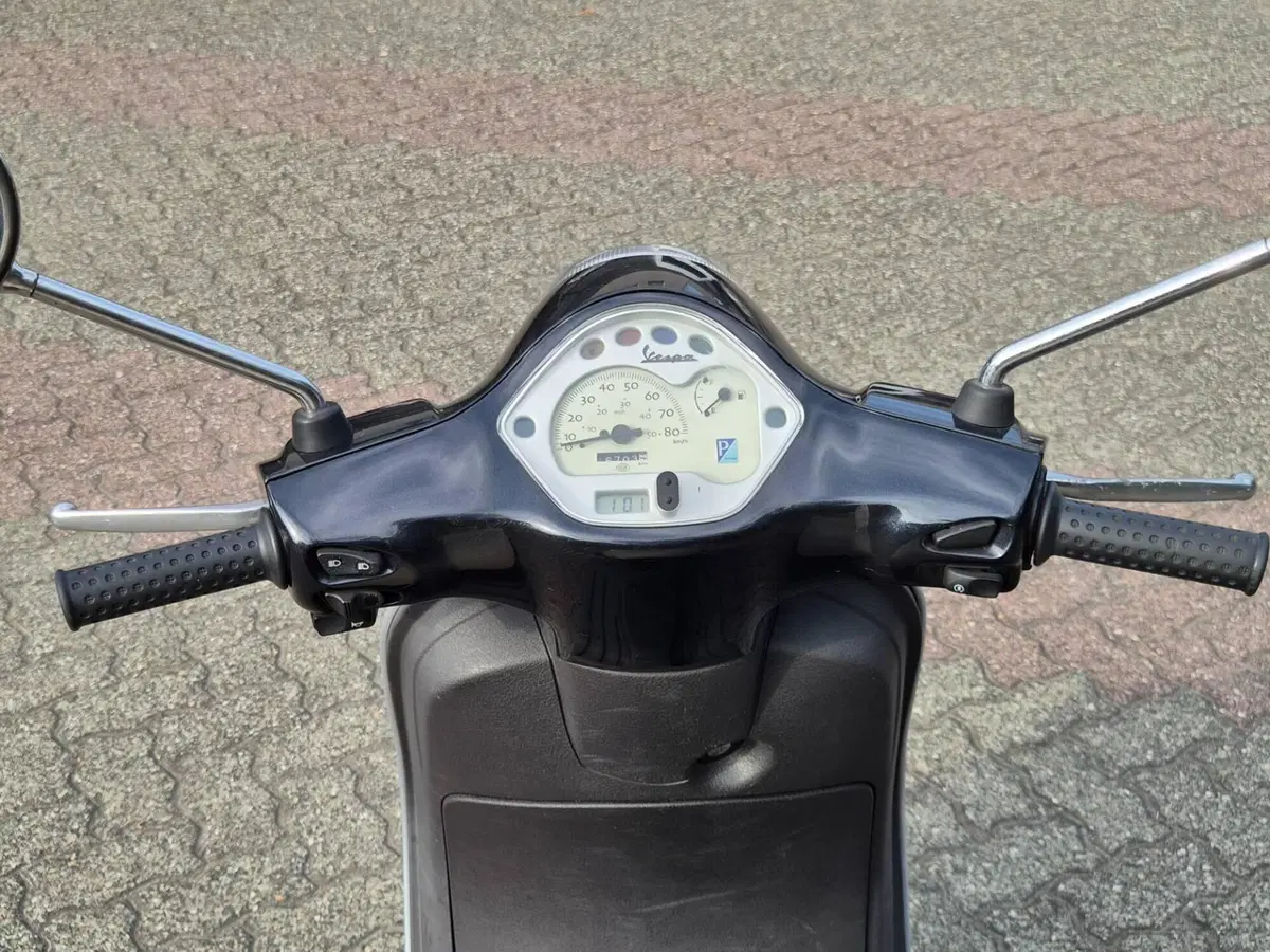 Vespa LX 50 2T (2009 - 14) (3)