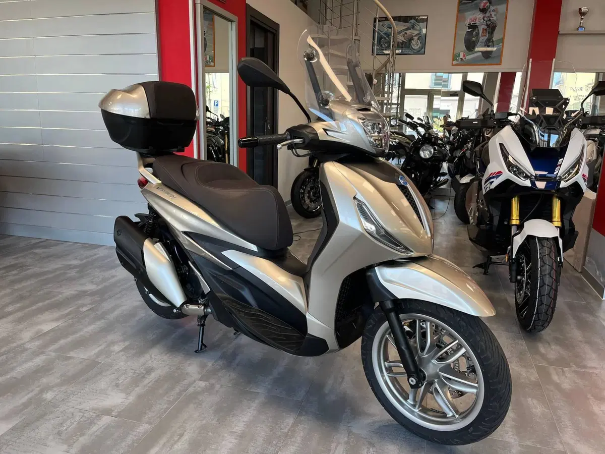Piaggio Beverly 400 ABS-ASR (2021 - 24)