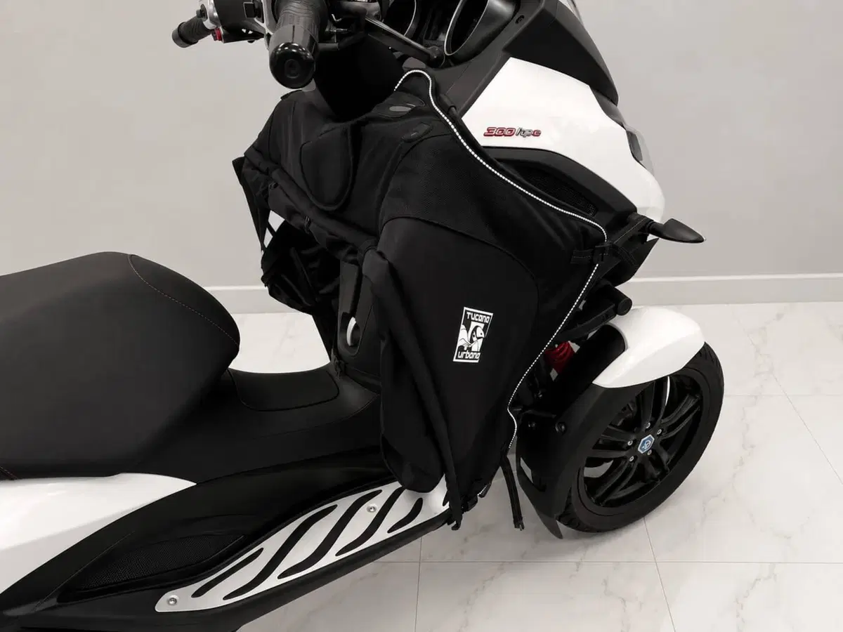 Piaggio MP3 300 ABS Hpe (2021 - 24) (9)