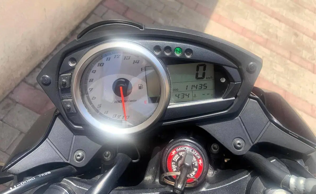 Kawasaki Z 750 (2007 - 14) (5)