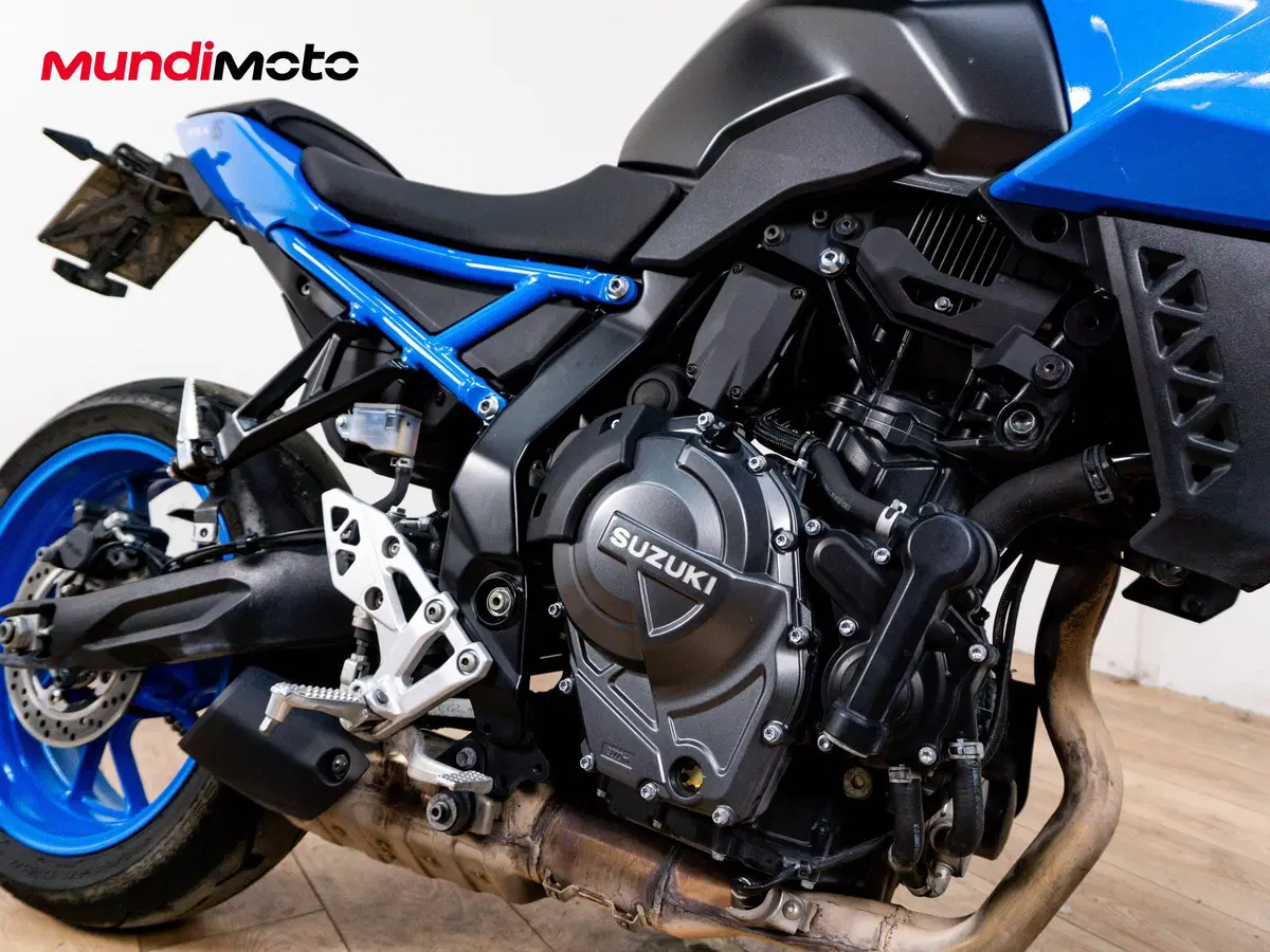 Suzuki GSX-8S (2023 - 24) (5)
