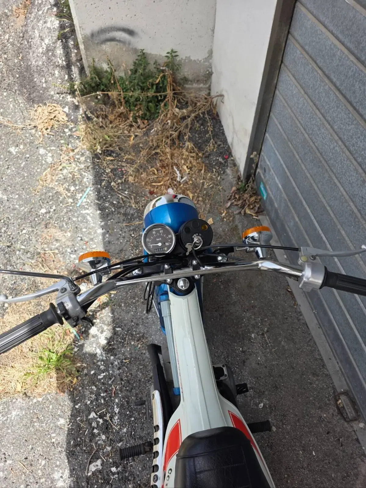 Suzuki Rv50 (3)