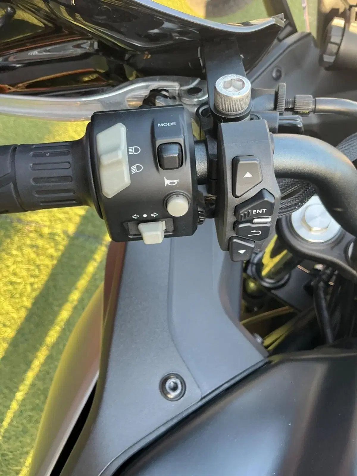 CFMOTO 650GT (2021 - 26) (12)