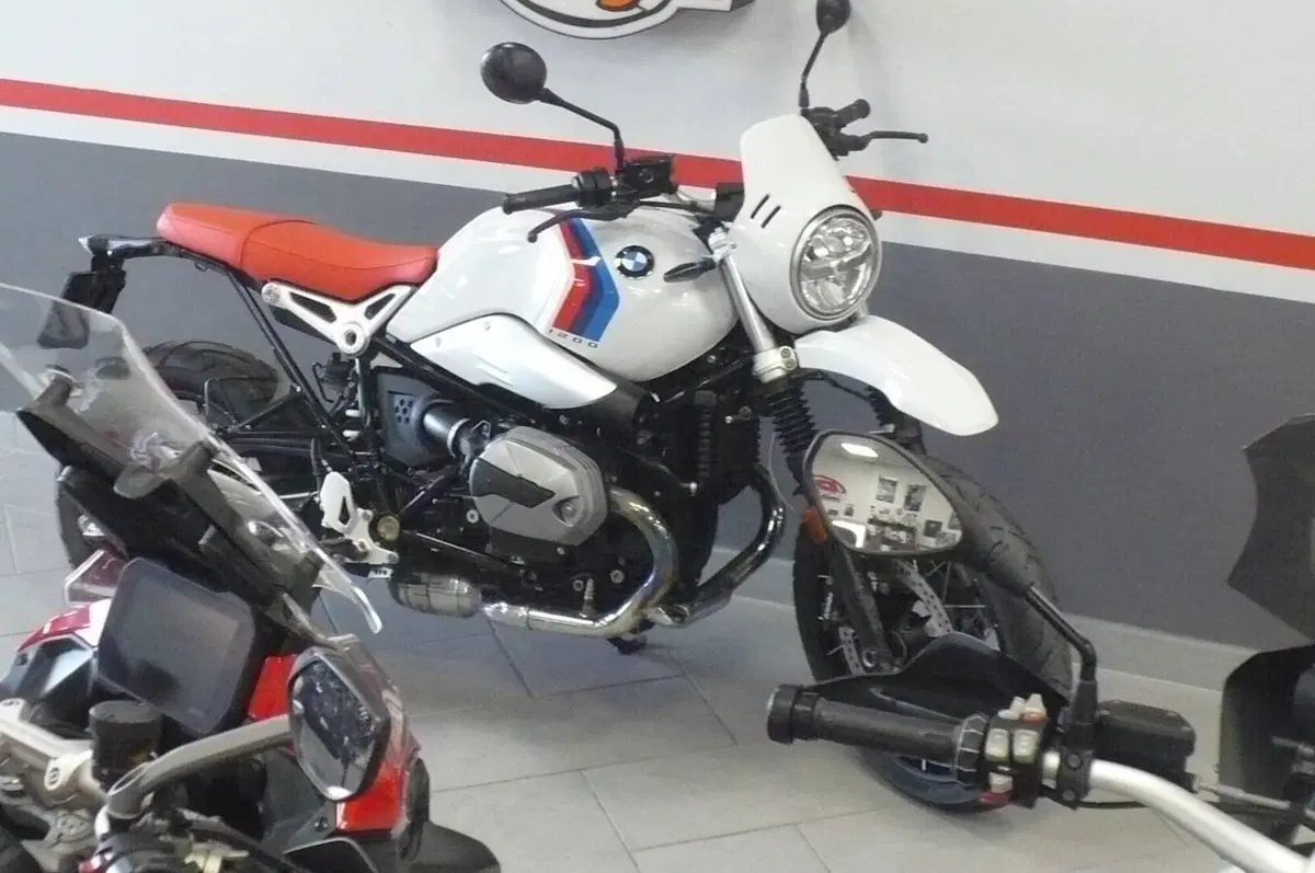 Bmw R nineT Urban GS (2021 - 24) (5)