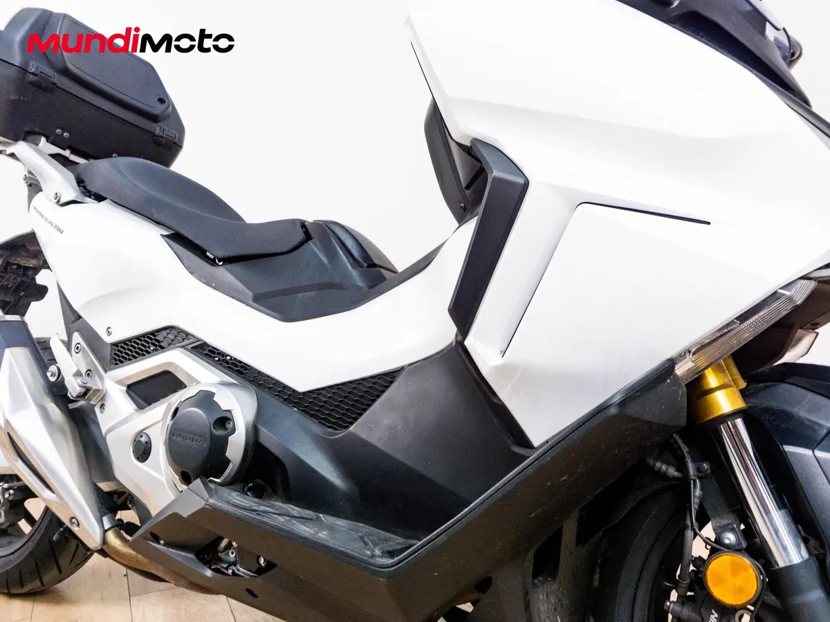 Honda Forza 750 (2025 - 26) (5)