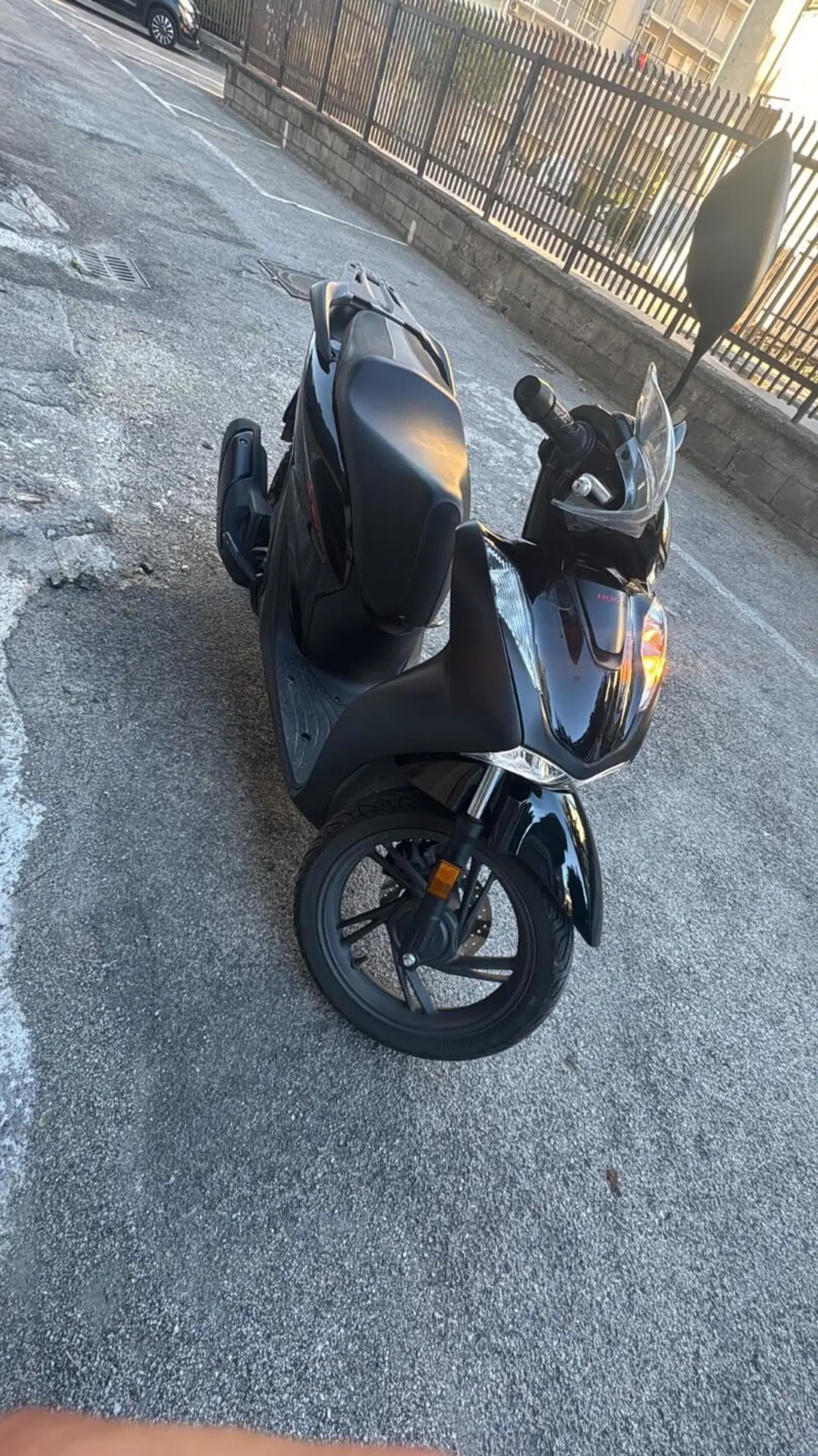 Honda SH 125i Sport (2024 - 25) (3)