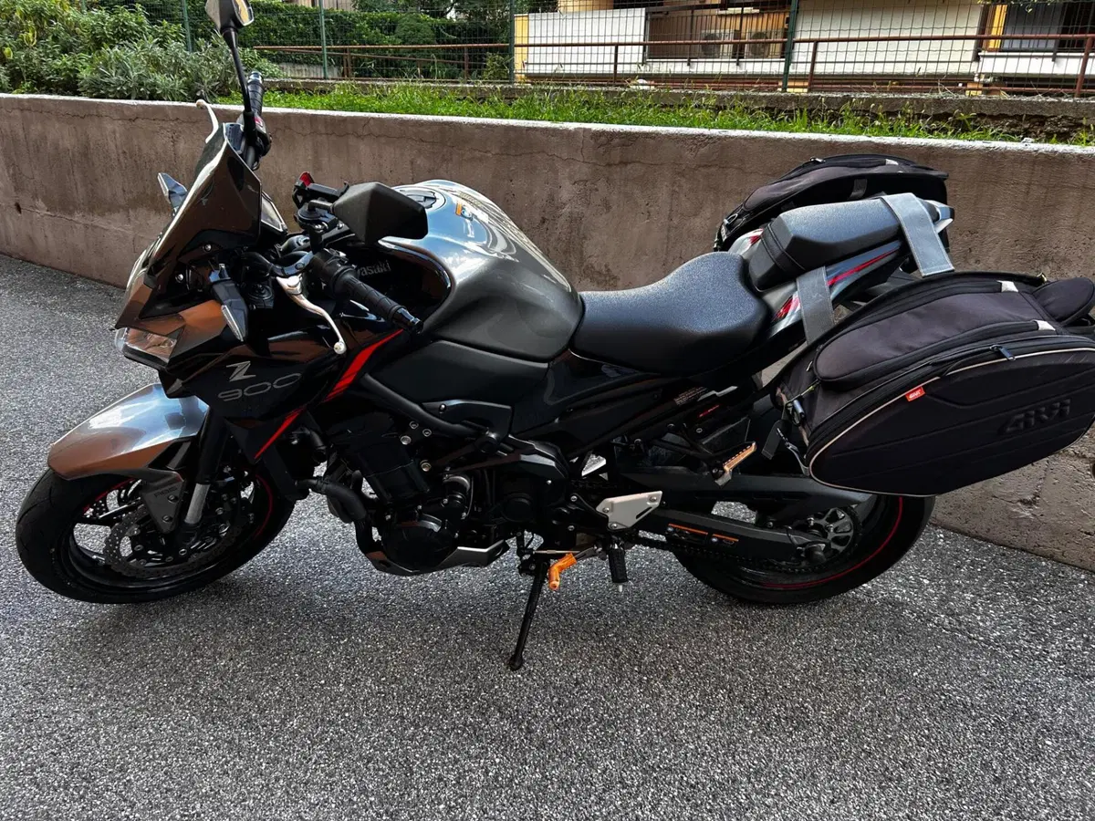 Kawasaki Z 900 (2021 - 24) (8)