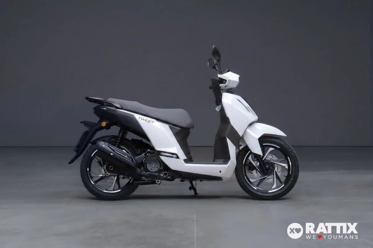 Peugeot Tweet 125 FL Active (2025 - 26) (4)