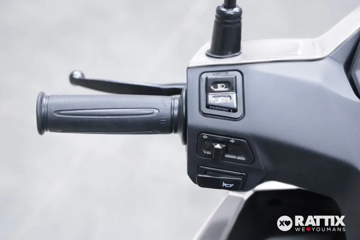 Peugeot Tweet 125 FL Active (2025 - 26) (12)