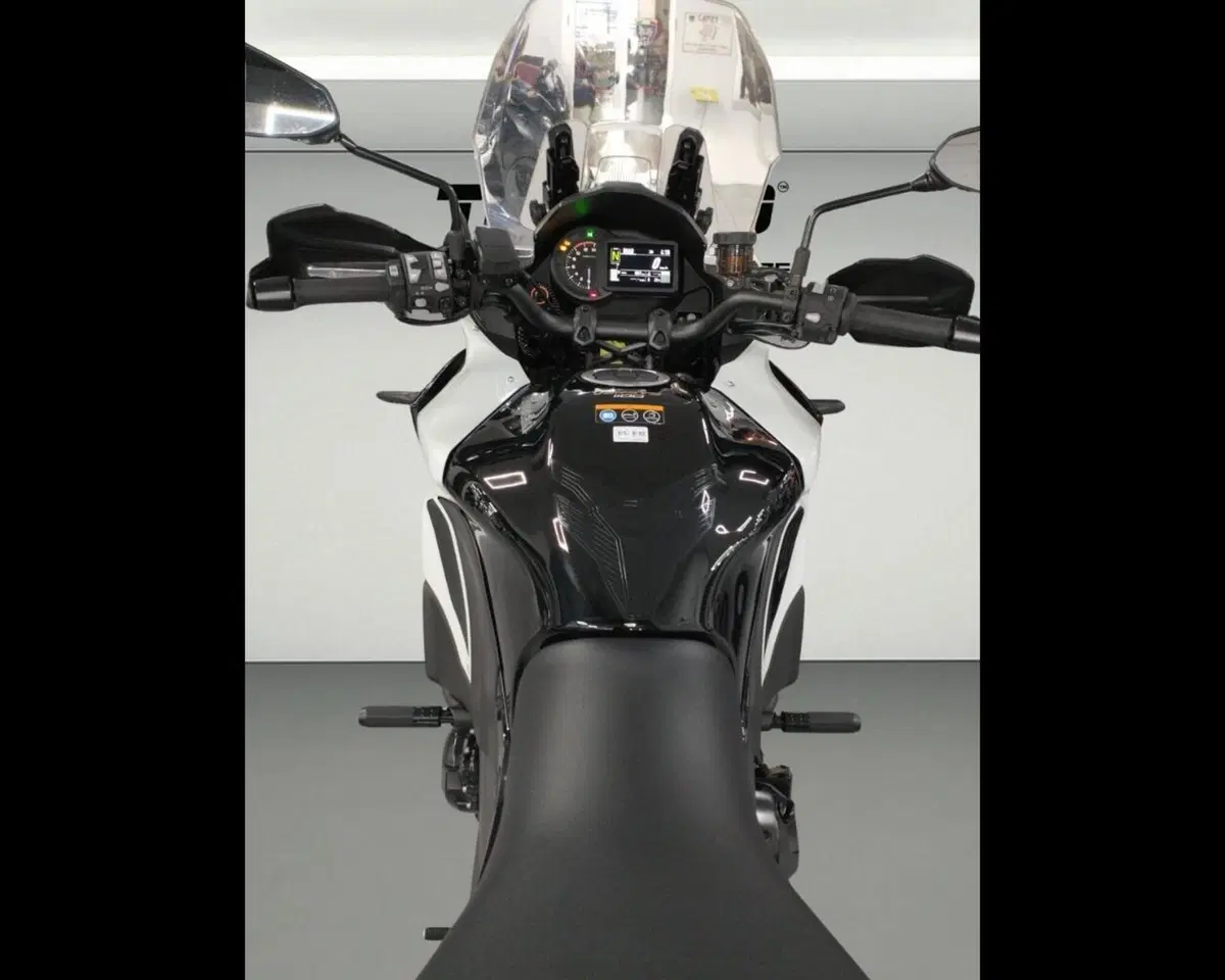 Kawasaki Versys 1100 SE Tourer Plus (2025 - 26) (6)