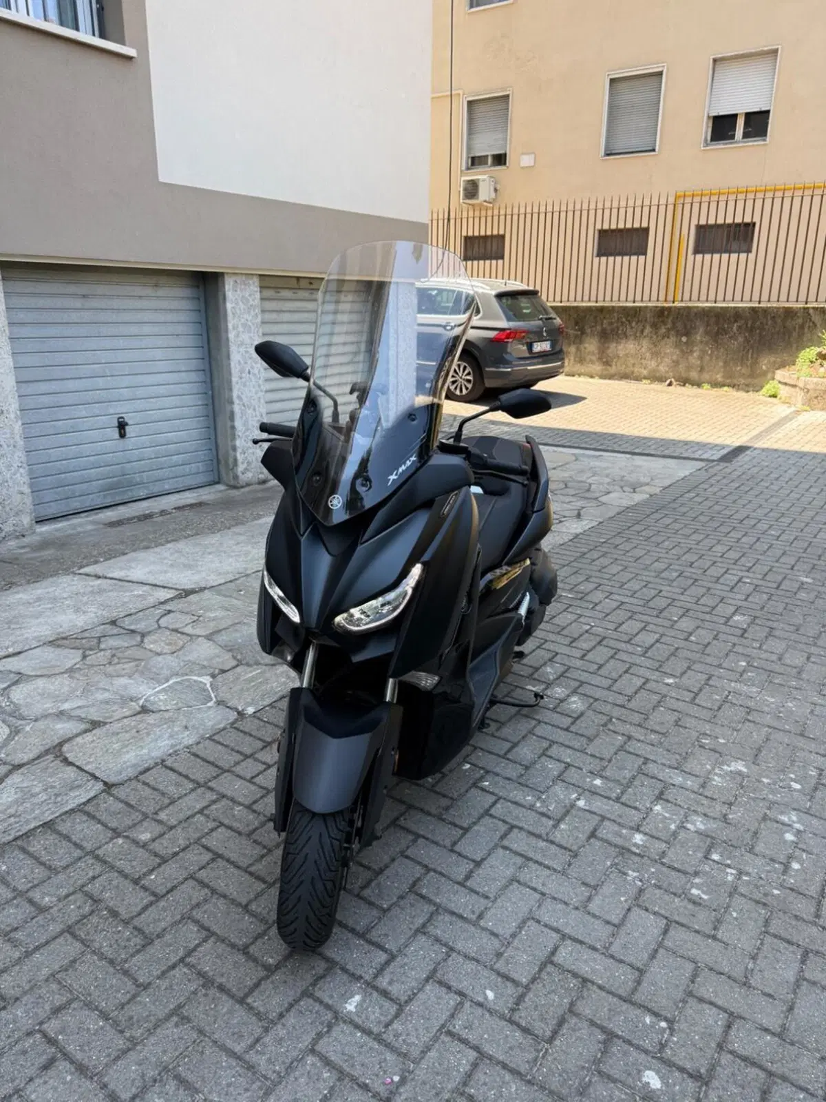 Yamaha X-Max 400 Iron Max (2019 - 20) (13)