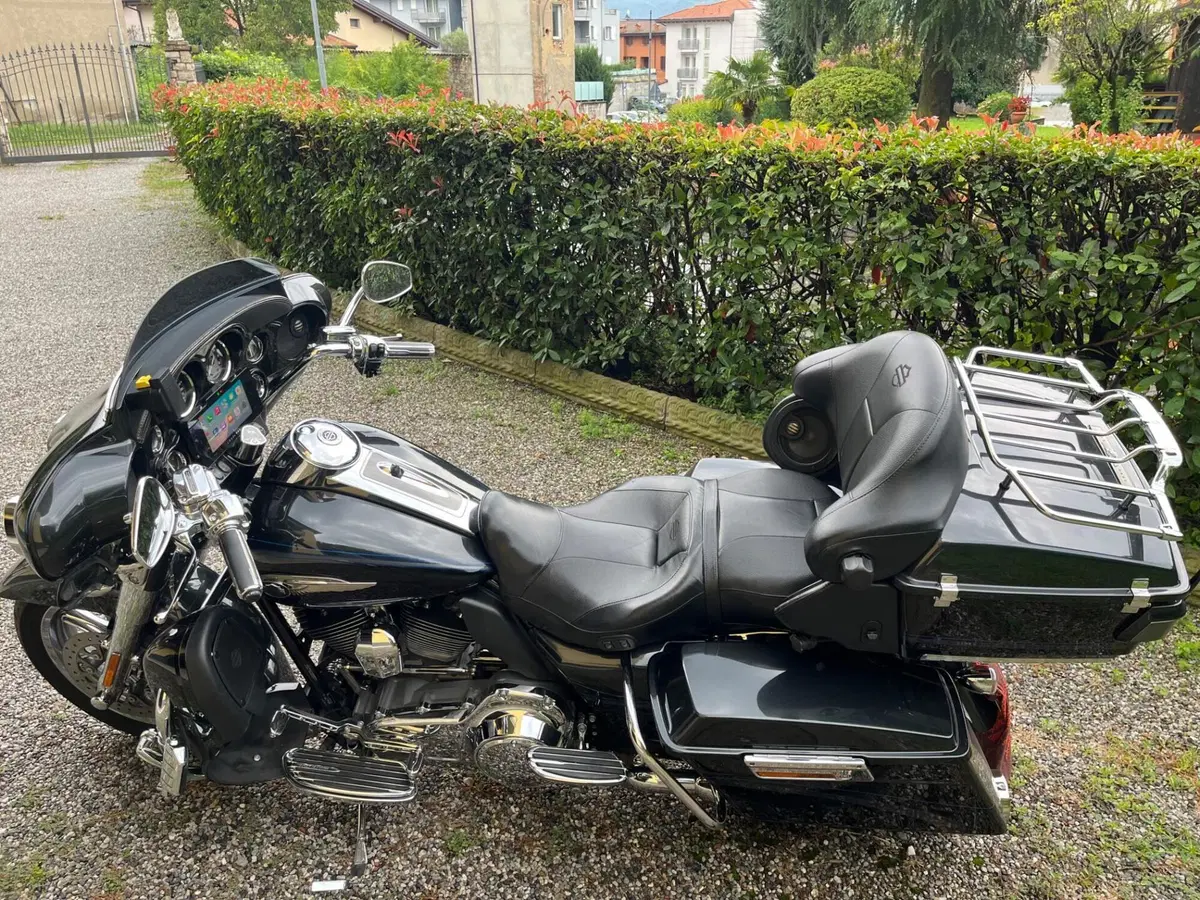 Harley-Davidson 1800 Electra Glide Ultra Classic (2012 - 13) - FLHTCUSE (7)