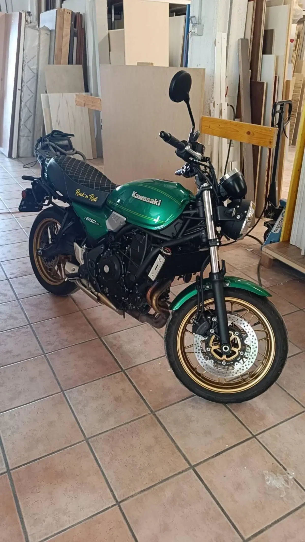 Kawasaki Z 650 RS (2022 - 24)