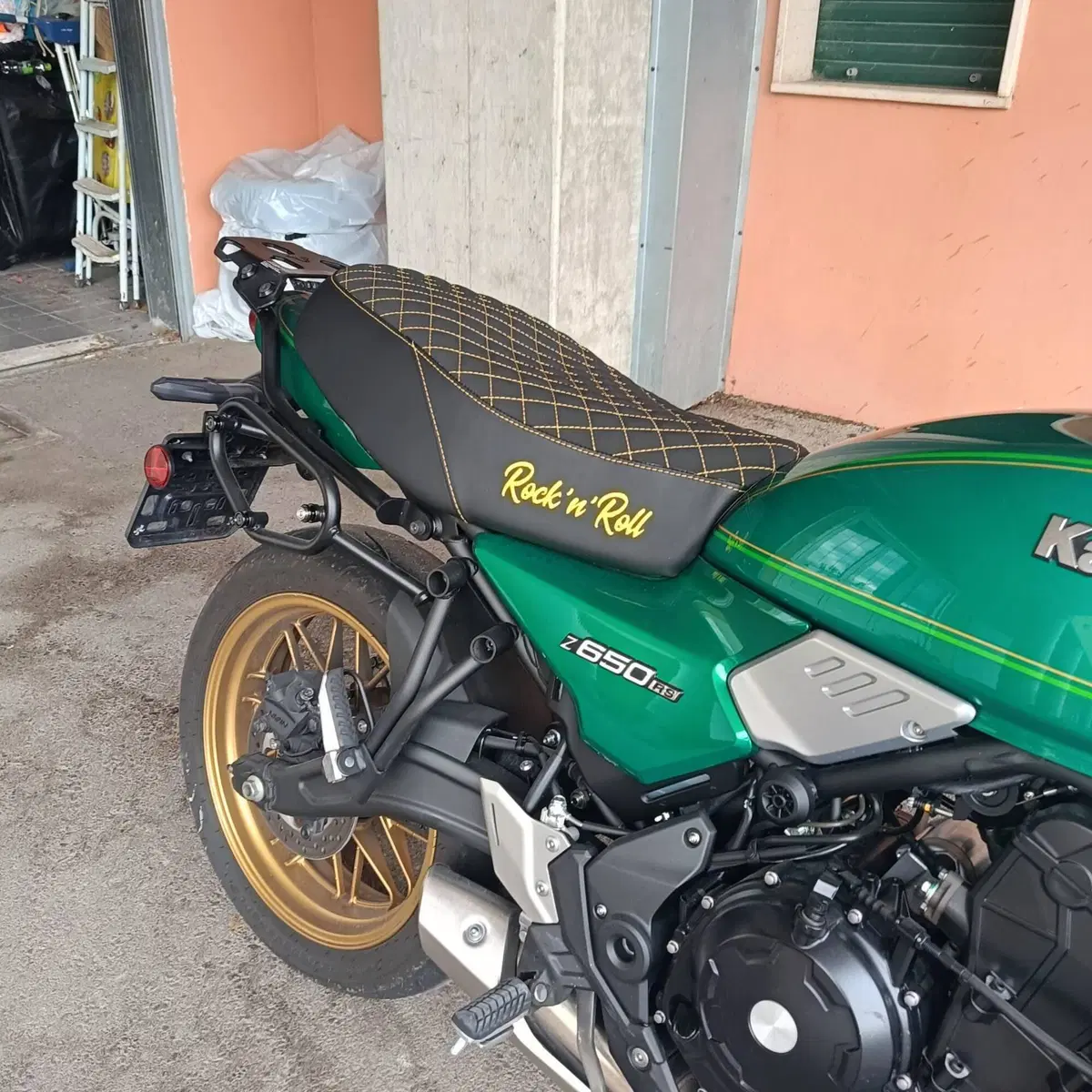Kawasaki Z 650 RS (2022 - 24) (3)