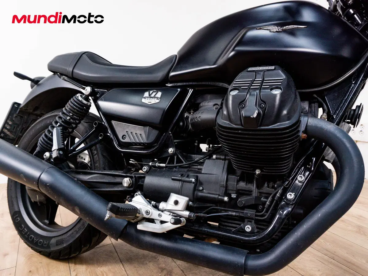 Moto Guzzi V7 850 Stone Special Abs (2021) (5)