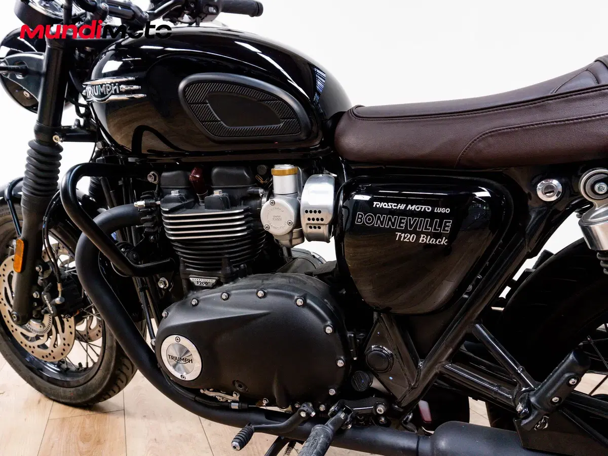 Triumph Bonneville T120 Black (2026) (10)