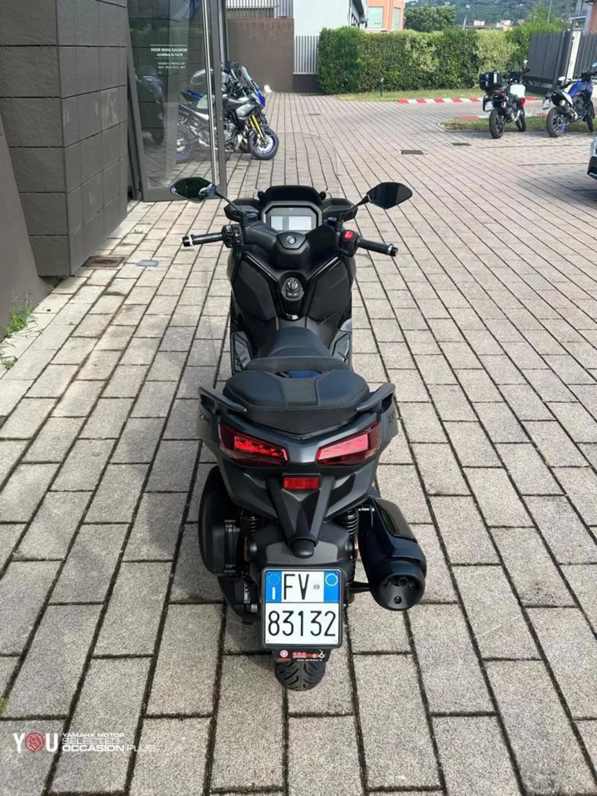 Yamaha X-Max 300 Tech Max (2025 - 26) (6)