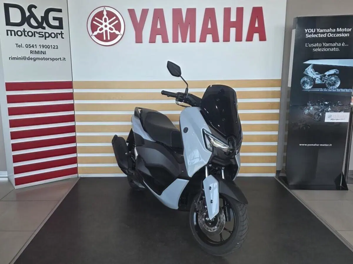 Yamaha N-Max 125 Tech Max (2025 - 26) (3)