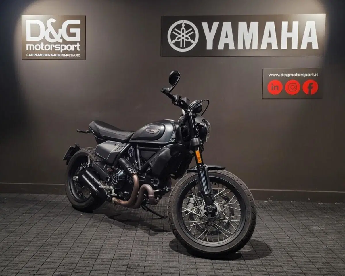 Ducati Scrambler 800 Night Shift (2021 - 22) (3)
