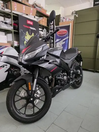 Aprilia Tuono 125 (2025 - 26) usata