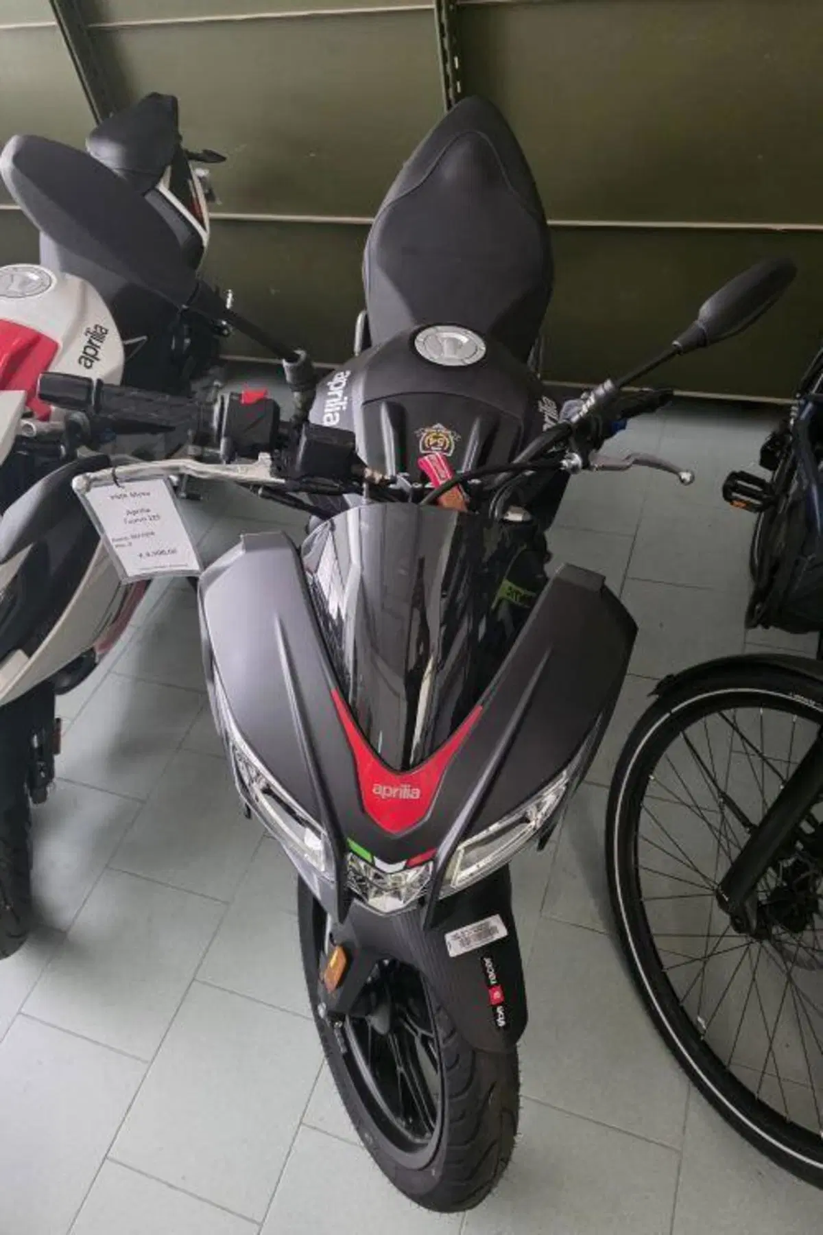 Aprilia Tuono 125 (2025 - 26) (5)