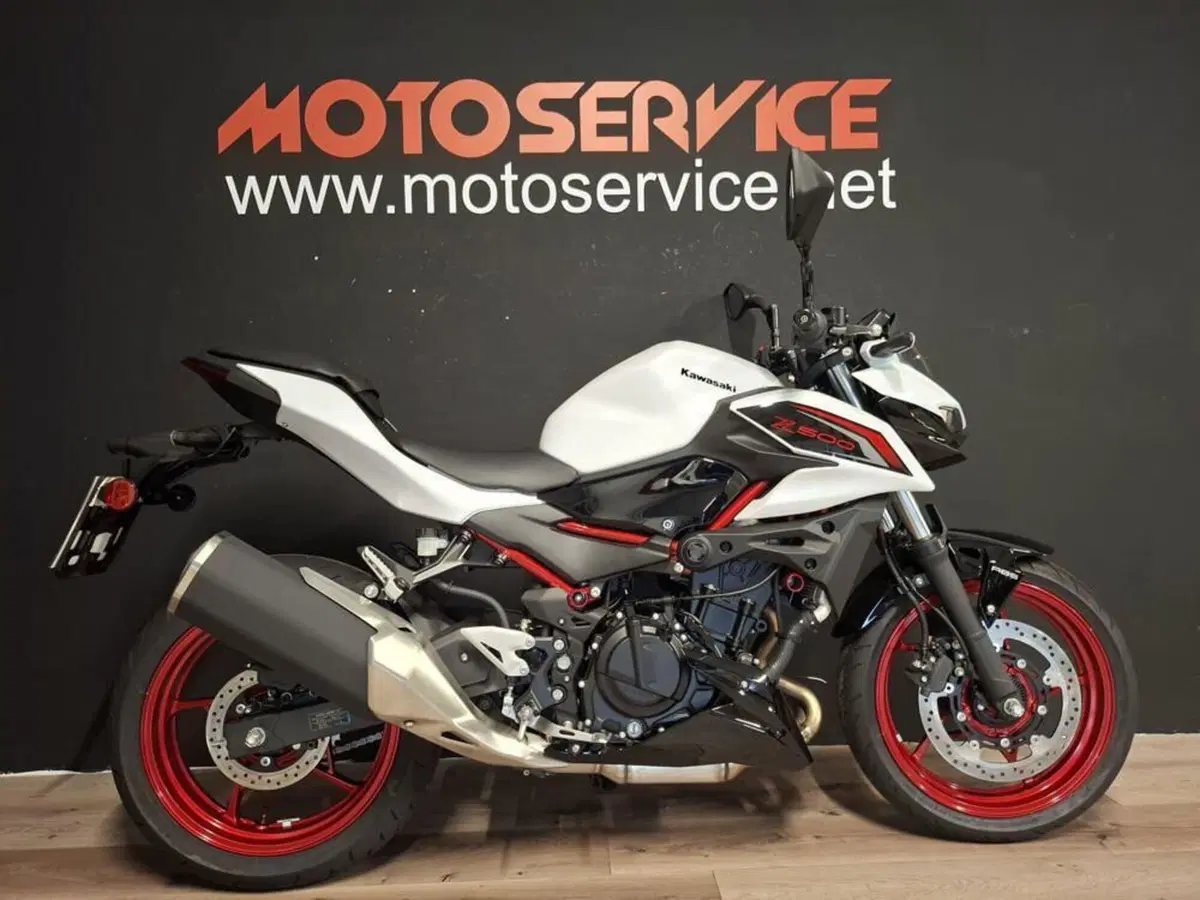 Kawasaki Z 500 SE (2024 - 26) (4)