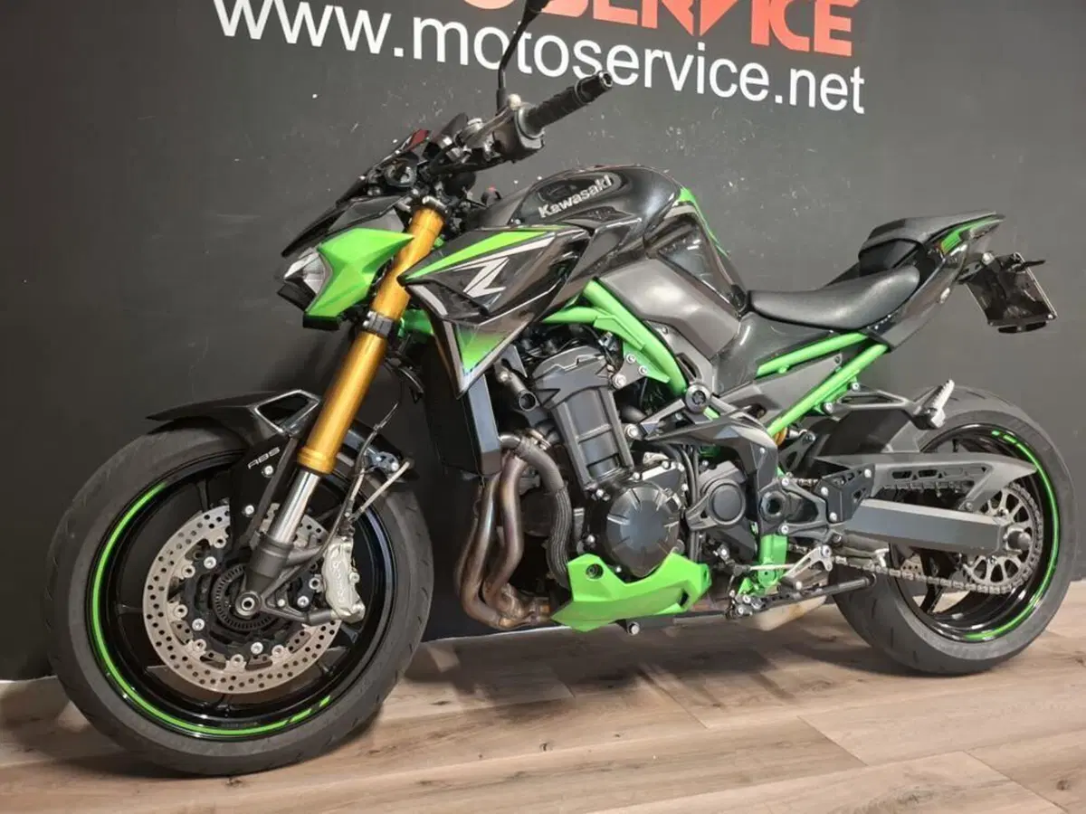 Kawasaki Z 900 SE (2022 - 24) (2)